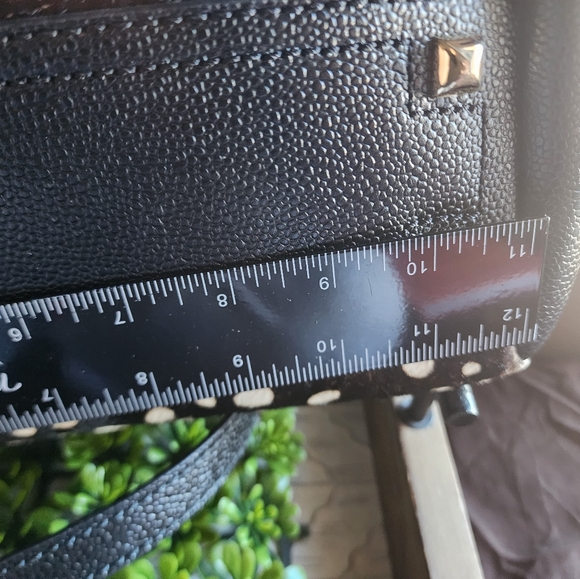 Henri Bendel The Carlyle 2 way Tote Leather Trim Calf Hair Handle - Picture 12 of 16